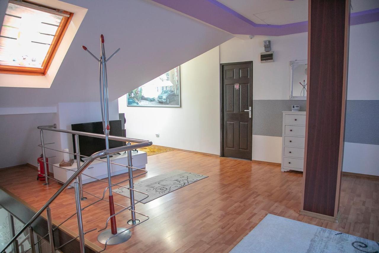 Ferienwohnung Xxl-House Târgu-Mureş Exterior foto